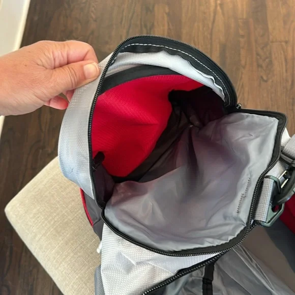 Totto Duffle Bag Used Once 23”X 11”X 12” - Picture 6 of 6